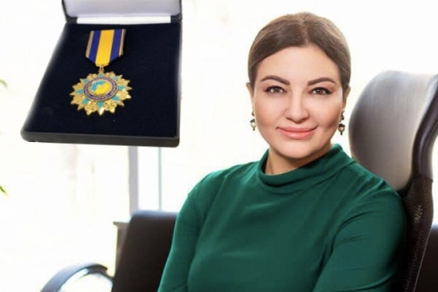 Kazakiztan - Bankêra kurd Narîn Nadirova xelata jina herî serkeftî wergirt