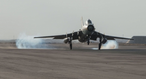 Artêşa Azad a Sûriye balafireka rejîmê xiste xwarê û pilot dîl girtin