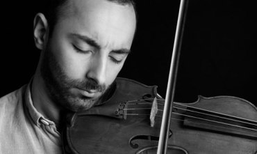 Ewropa şanaziyê bi wî dike û Kurd wî nas nakin