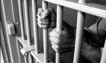 Hikûmeta Îranê 16 sal zîndankirin  bi ser hunermendekî kurd de sepand