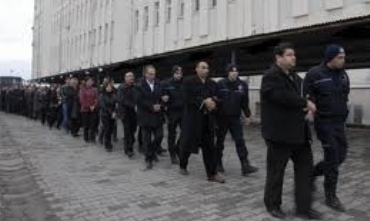 Polîsê Turkiyeyê 140 Endam û Alîgirên BDP Girt