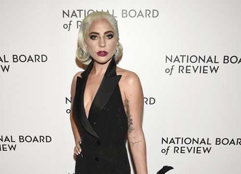 Lady Gaga apologizes for R. Kelly collaboration