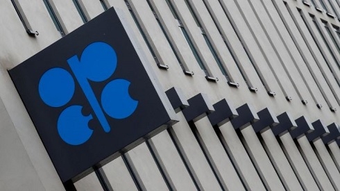 OPEC, allies to confer on Sunday to try to end standoff over cuts plan: sources