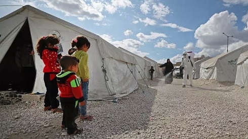 ‘Our lives go from danger to danger’: displaced Syrians begin returning to Idlib