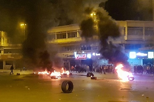 Lebanese protesters back on the streets as economy crumbles
