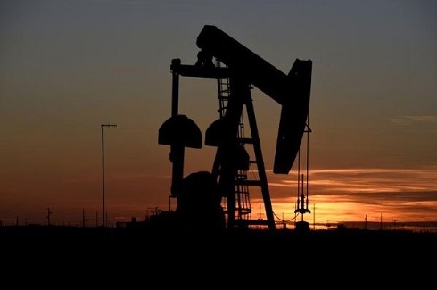 Oil set for a second weekly gain on demand hopes, output shut-ins