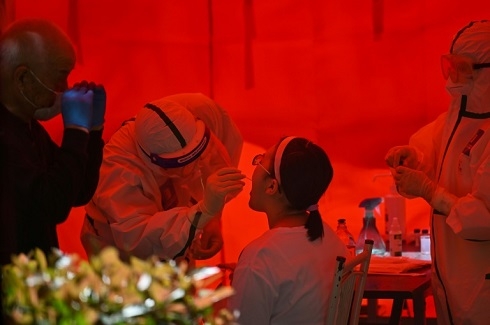 WHO faces virus probe after Trump threat