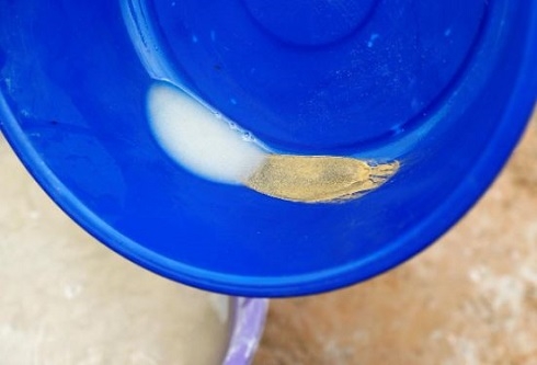 Congo's gold being smuggled out by the tonne, U.N. report finds