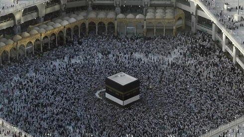 Muslims disappointed, but accepting, as Saudi scales back hajj