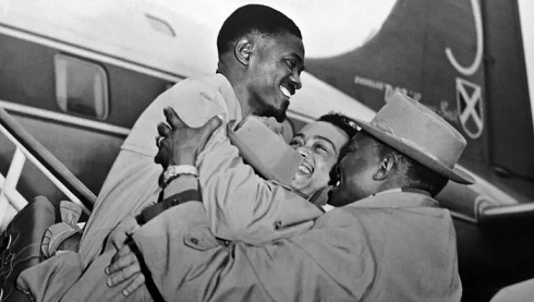 1960: A wave of independence sweeps across Africa