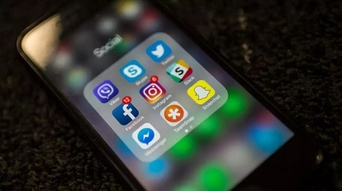 Turkey passes controversial law regulating social media