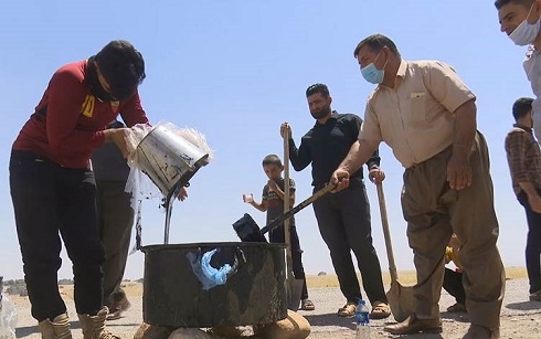 Akre villagers take charge of roadworks amid lack of governmental aid