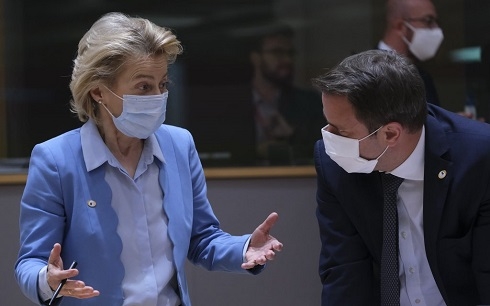 EU Commission chief supports sanctions on Belarus