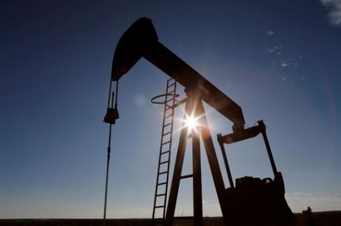 Oil rises on China plan to boost U.S. imports, OPEC+ compliance