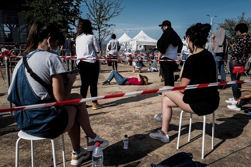 France records more than 10,500 new coronavirus cases in 24 hours