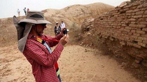 UK to return stolen ancient sculpture to Iraq