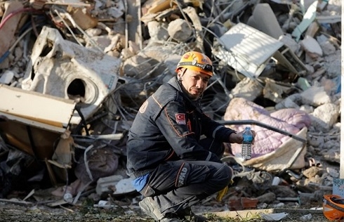 Aegean quake toll rises to 116 as Turkey ends search