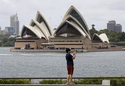 2020 finally ending, but New Year’s revelries muted by virus