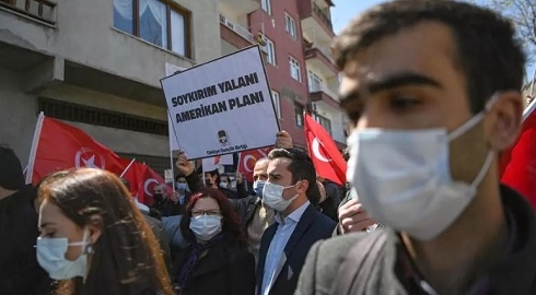 Turkey's Armenians keep heads down after genocide recognition