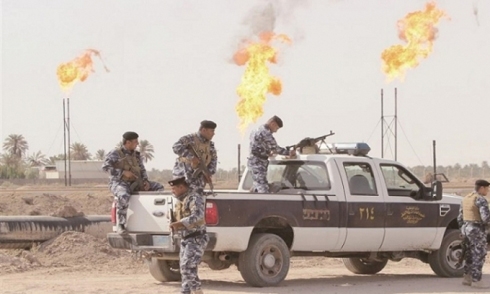 Shi'ite Militias Tax Foreign Oil Companies in Basra: Expert