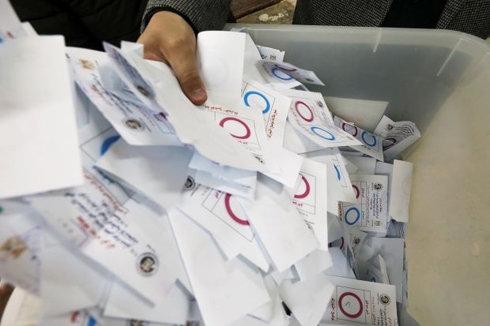 Egyptian voters back constitutional changes in referendum: election commission