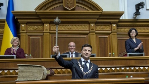 Ukraine's Zelensky calls snap parliamentary polls for July 21