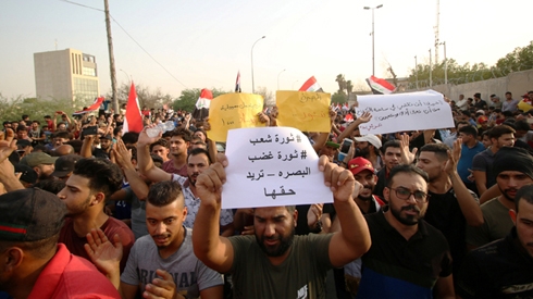 Dozens pour into streets of Iraq's oil-rich Basra against high unemployment rate, corruption