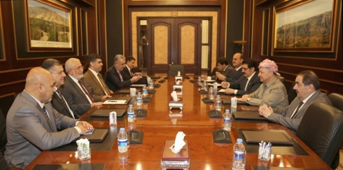 Barzani, Iraqi Delegation Discuss Politics, Security in Iraq
