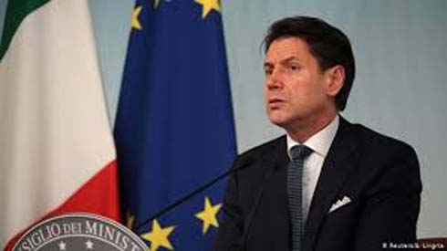 Italy set for 'unpredictable' crisis as populist government crashes