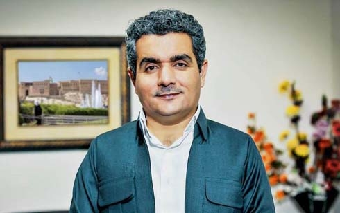 Former MP Firsat Sofi elected first new Erbil governor in 15 years