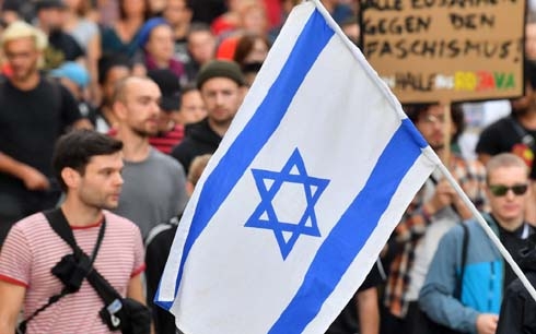 Thousands gather in Berlin to show solidarity after Halle attack