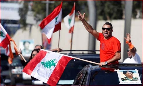 Lebanon's anti-government protesters return to streets after big pro-Aoun rally