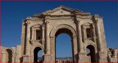 Eight tourists and Jordanians stabbed in historic city of Jerash