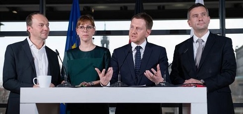 Saxony's politicians present three-party coalition contract