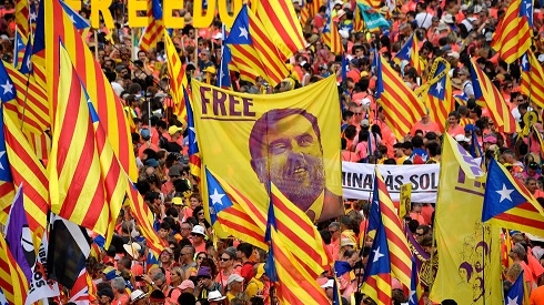 EU court says Spain should have freed Catalan MEP to take office