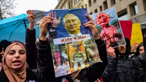 Scores in Turkey protest Russia over Idlib assault