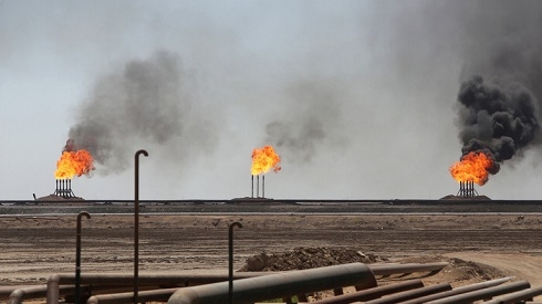 Iraqi protesters shut down southern Nassiriya oilfield: sources
