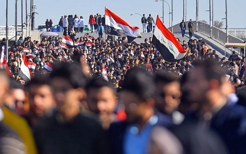 Iraq warns of 'collapse' if Trump blocks oil cash