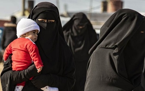 Kurdish authorities transfer 21 orphans from Syria’s Al-Hol camp