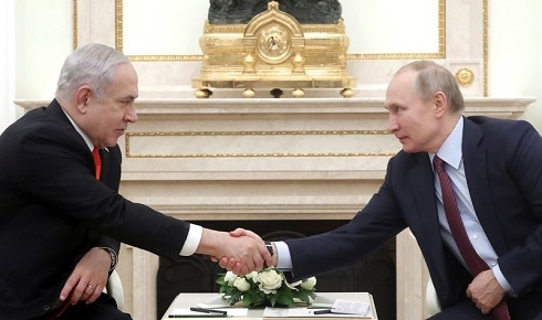 Israeli PM in Moscow to discuss US Mideast peace plan