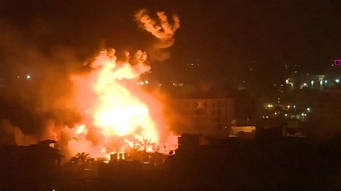 Israel strikes more targets in Gaza after fresh rocket attacks
