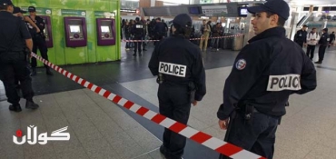 French soldier stabbed while on patrol near Paris