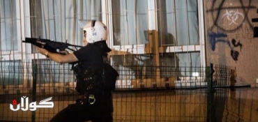 Turkish police battle protesters in Istanbul square