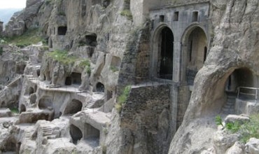 Kardovan, gundek ji kevir..!