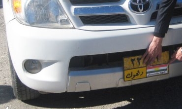 Li Duhokê hinek welatiyan navê Iraqê li ser plaka otomobîla xwe rakirin