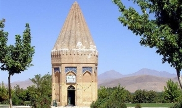 Hemedan bajarê Kurd û Cihûyan bû