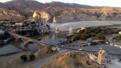 Hesenkeyf tê dorpêç kirin