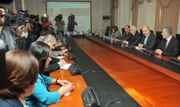 Hikumeta herêma kurdistanê tevay girêbestên petrol aşkira dike