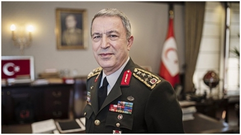 Akar: Me ji Amerîka xwast YPG li herêma ewle nemîne