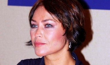 Hulya Avşar: Jixwe ez aqil im